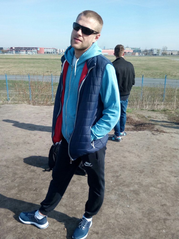 Олег Яковенко
