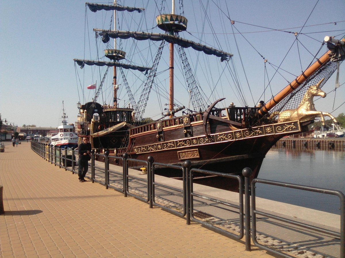 Володя Головатюк