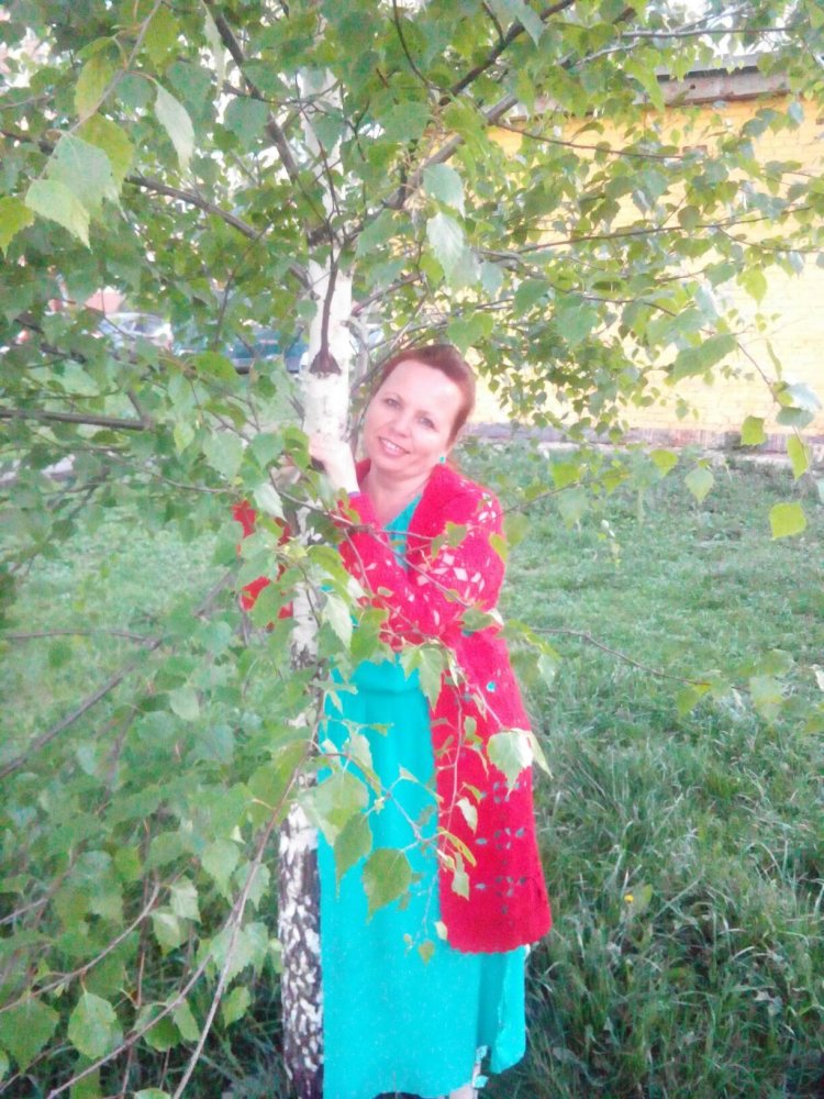Любовь Гвоздикова