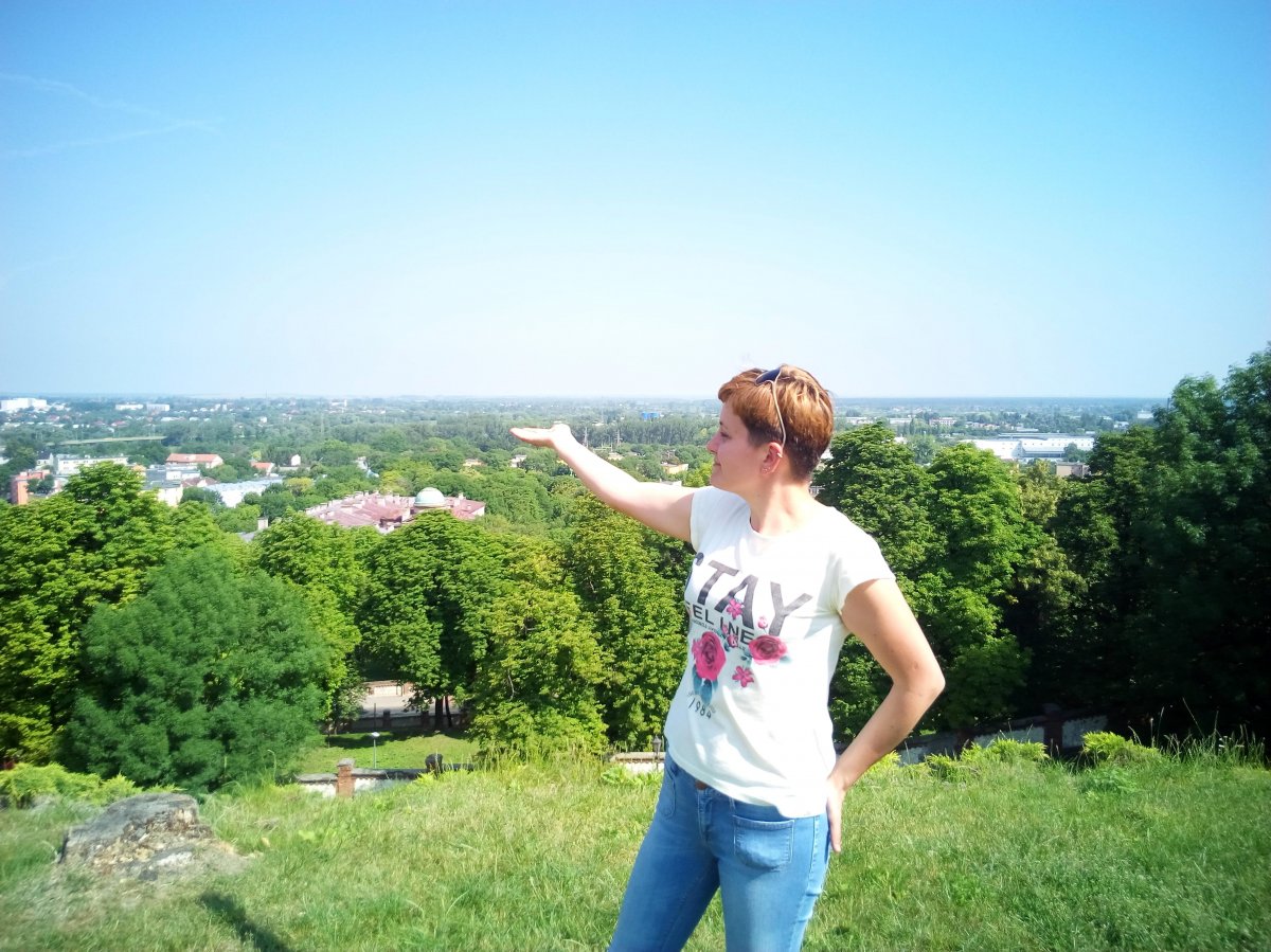 Yula Olenyuk 
