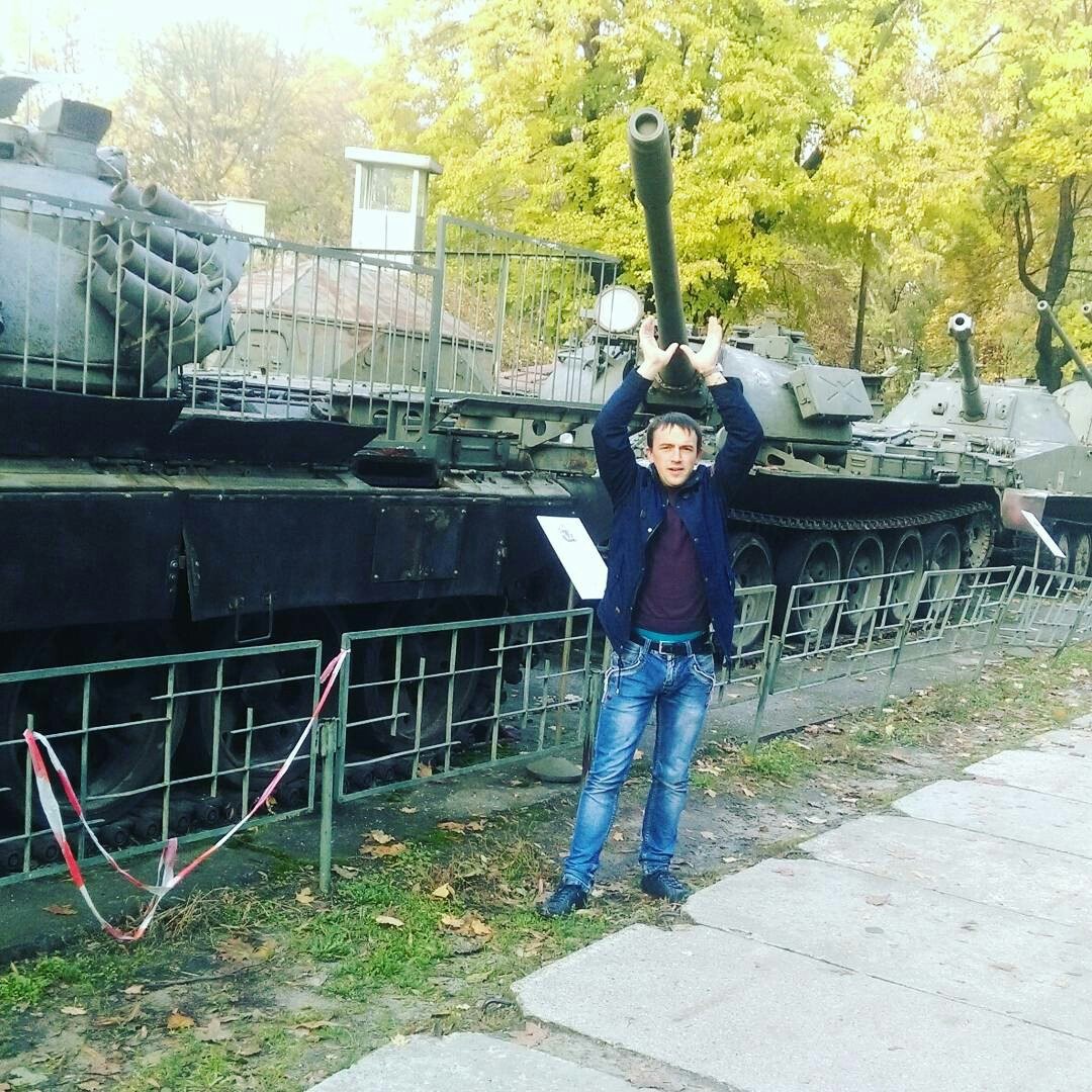Руслан Курман
