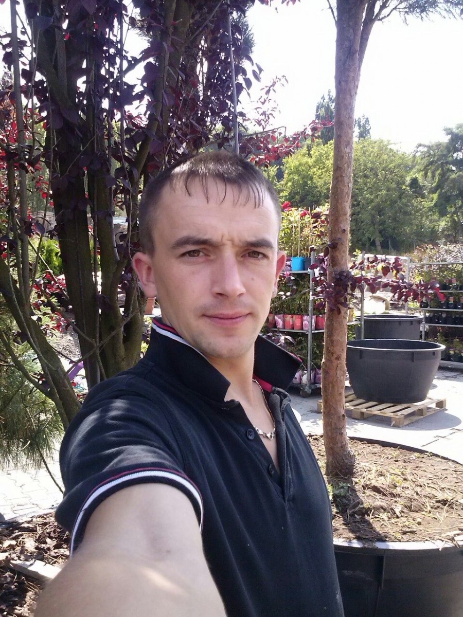 Руслан Курман