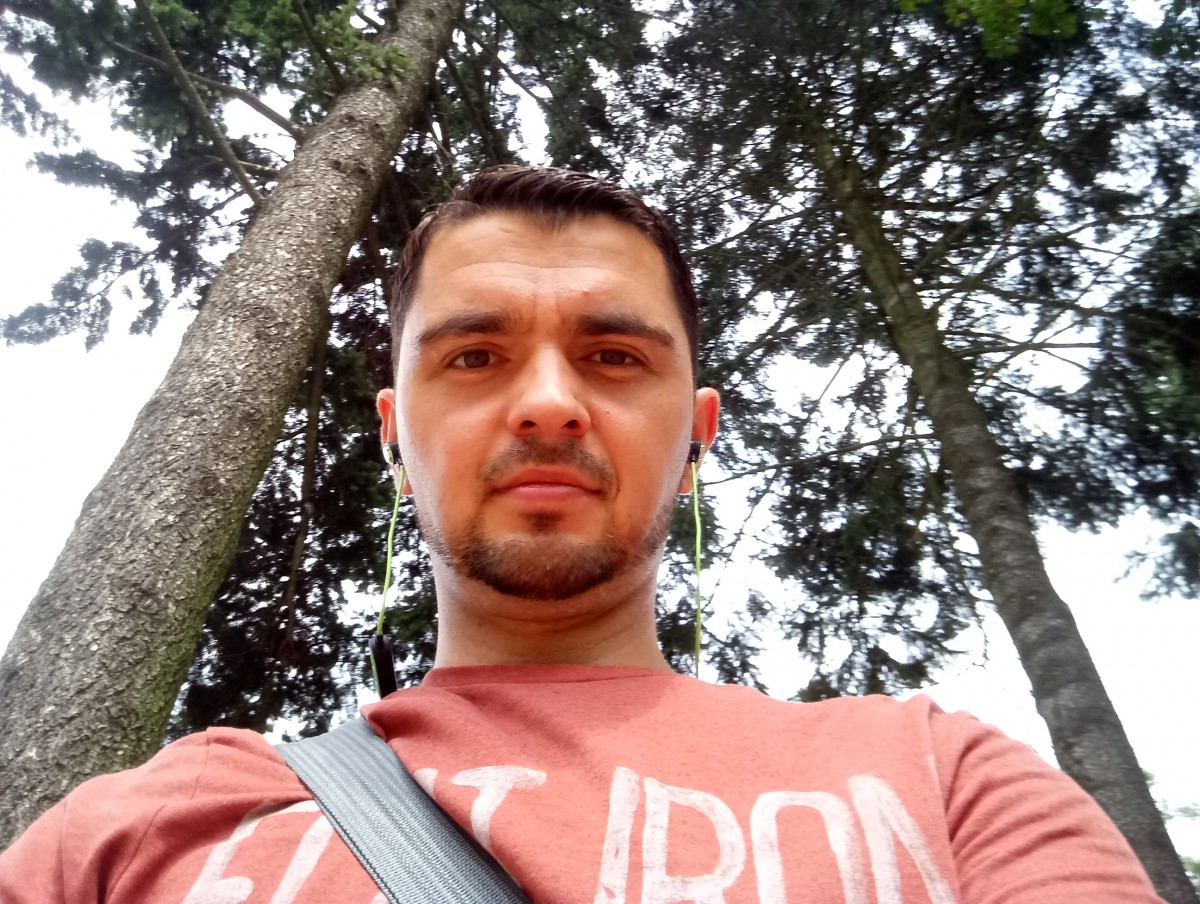 Анатолий Столяренко