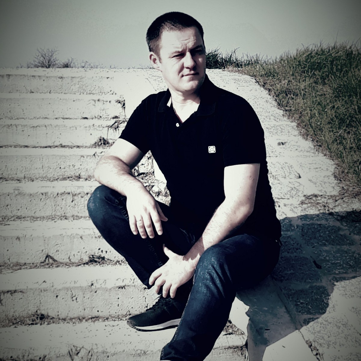 Володимир Лазір