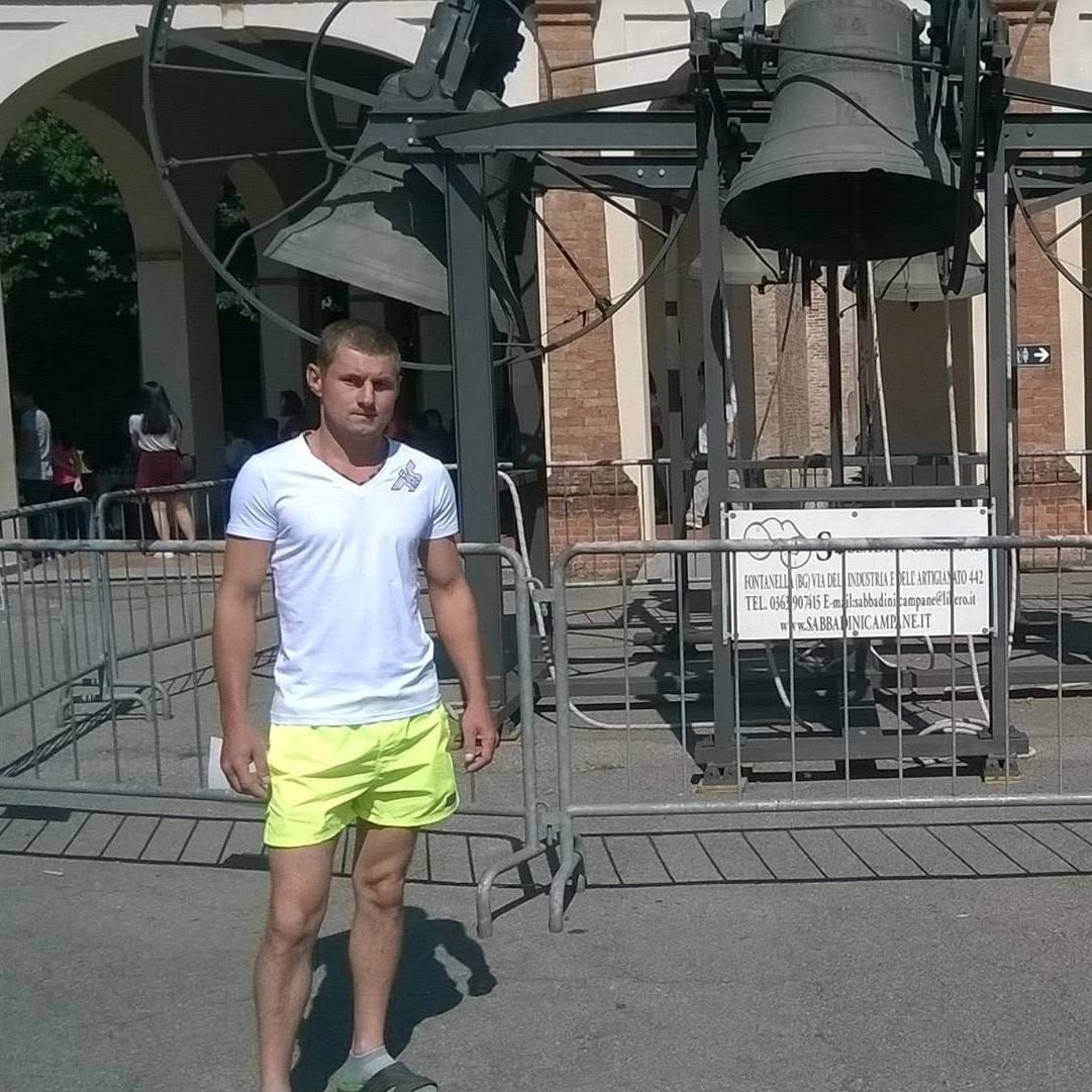 Саша Бєлов