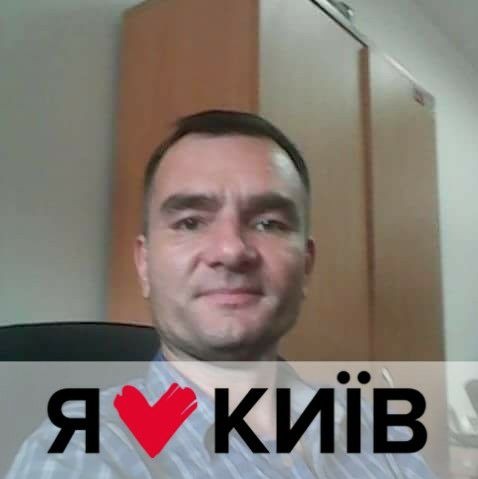 Олег Холод