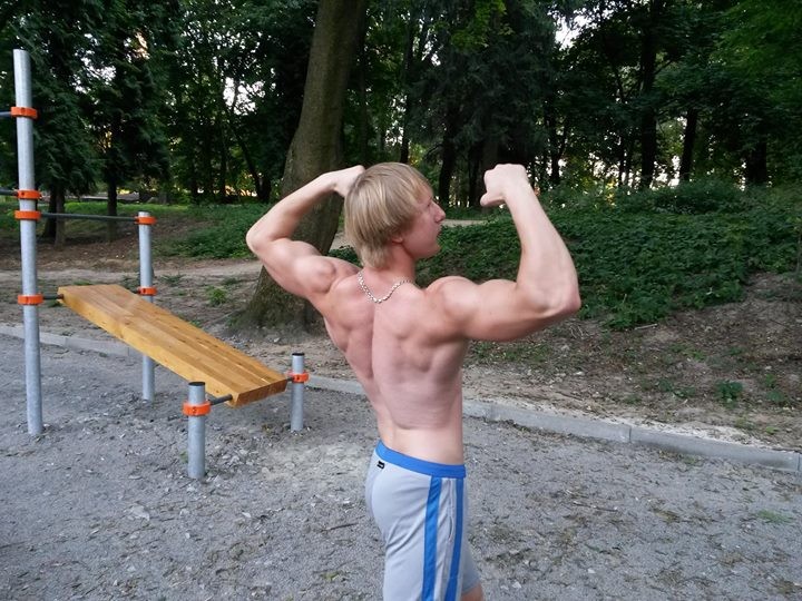 Роман Грень