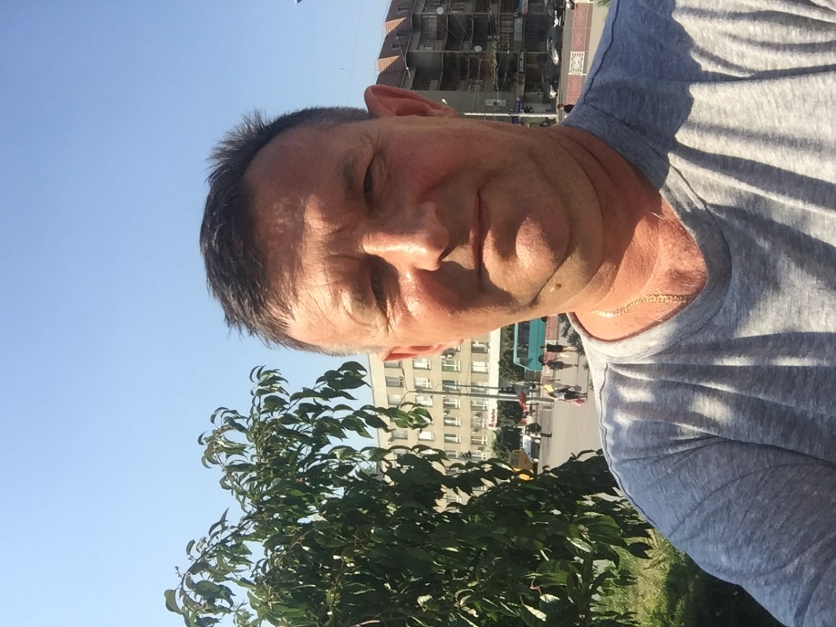 Igor Bezushko 