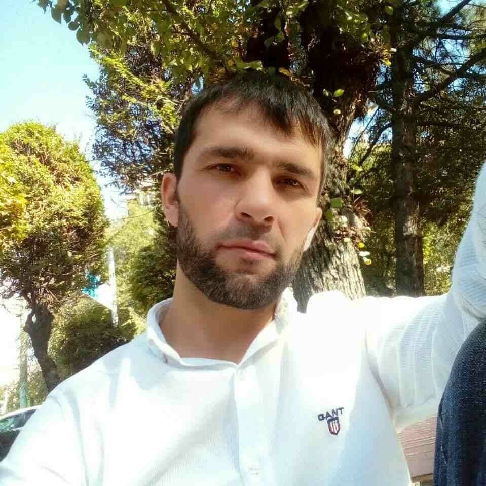 Akbar Kholov