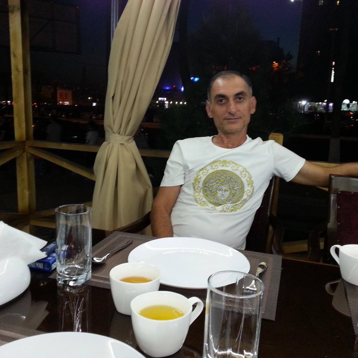 Фархад Астанакулов