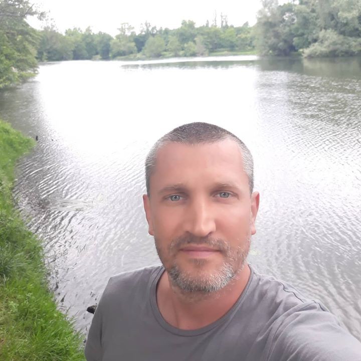 Роман Дуркот