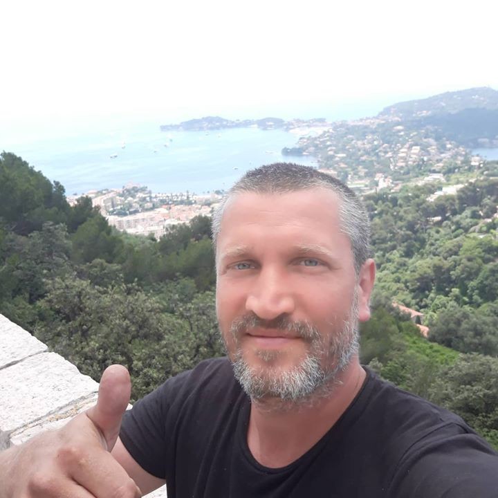 Роман Дуркот