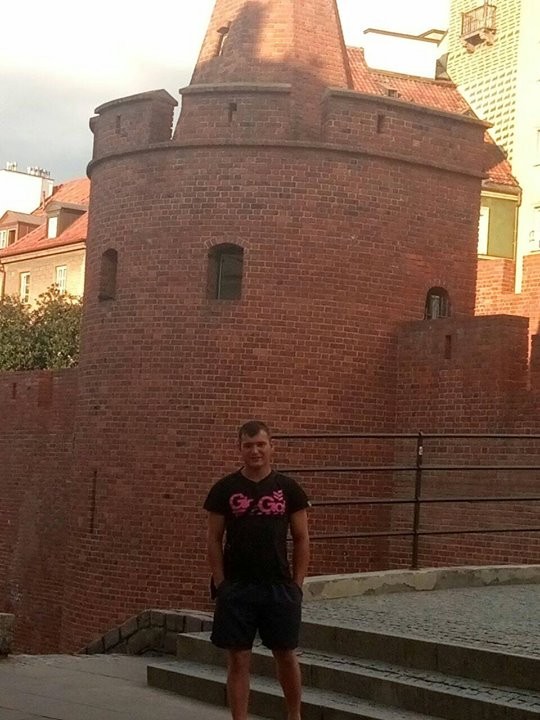Олег Ясючені