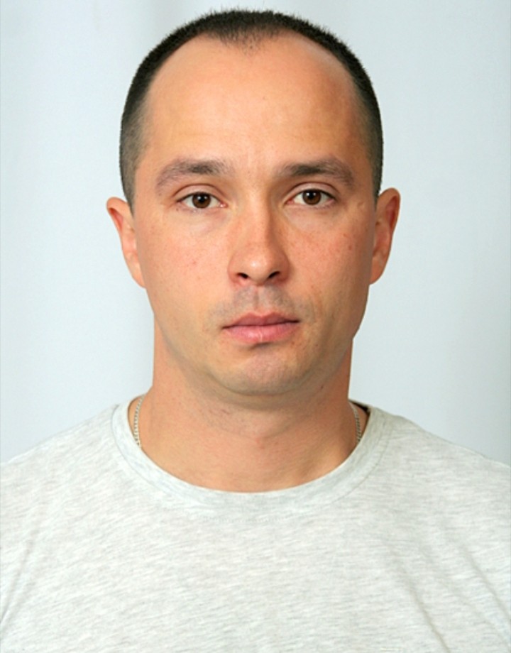 Виктор Мельник