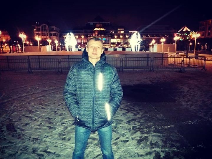 Денис Любомиров