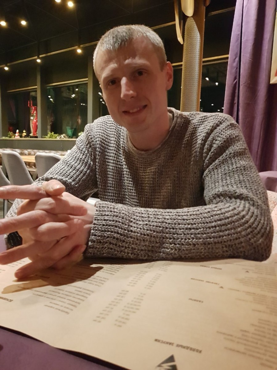 Денис Любомиров