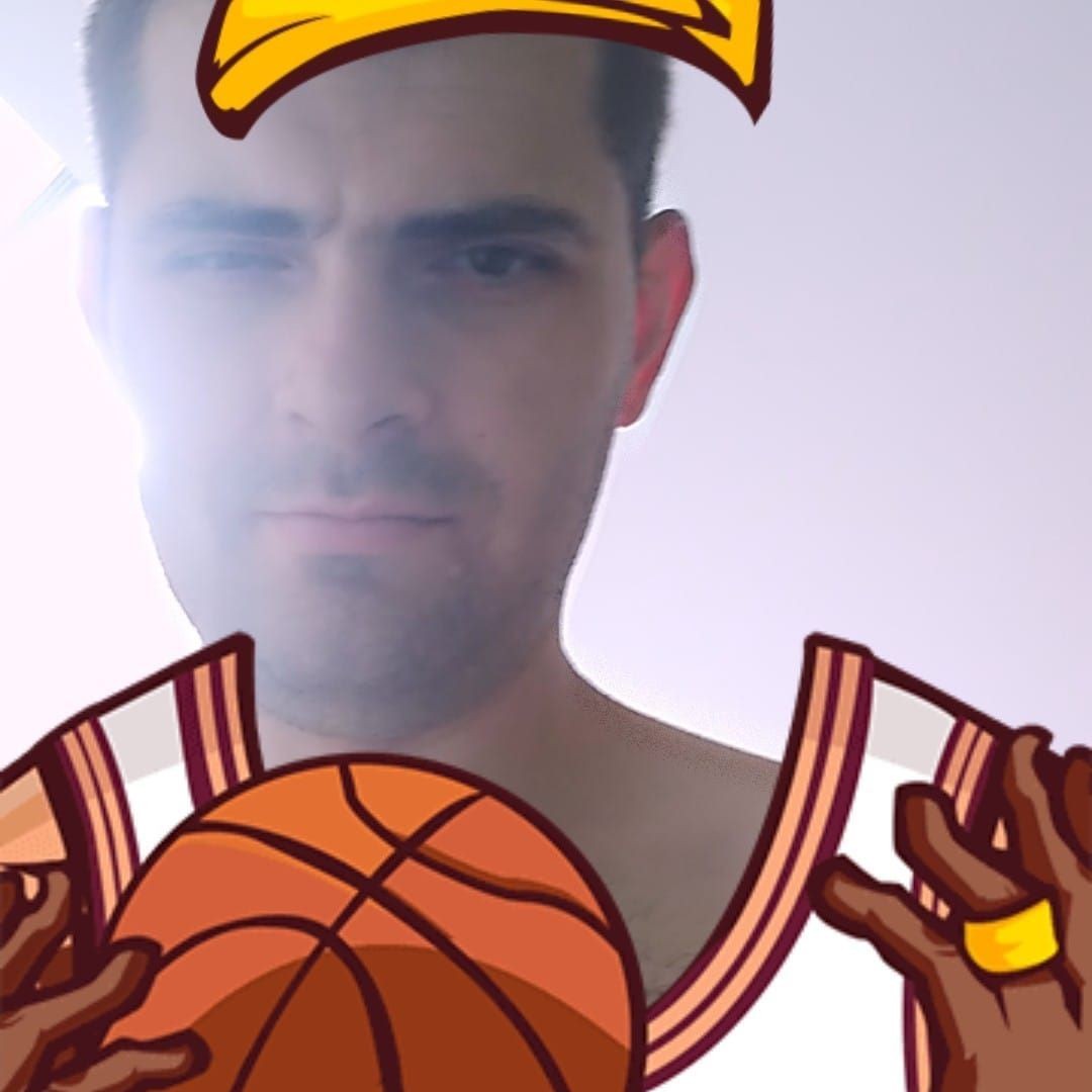 Руслан Сахарнюк