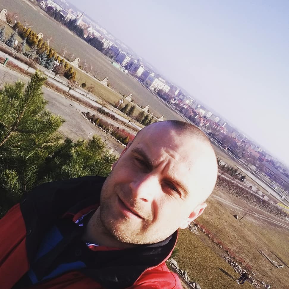 Oleg1990 