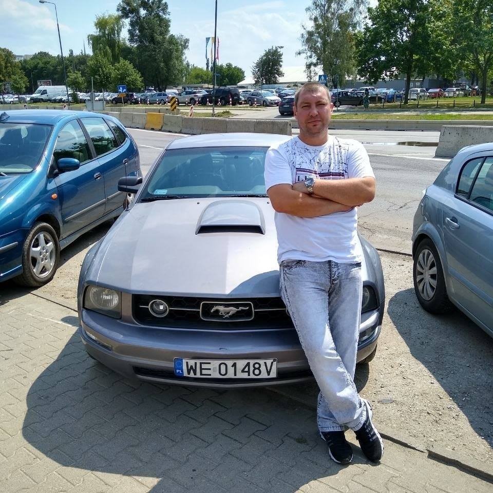 Денис Тихонов