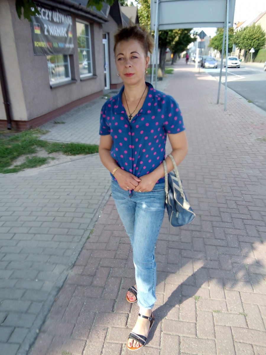 03071981 