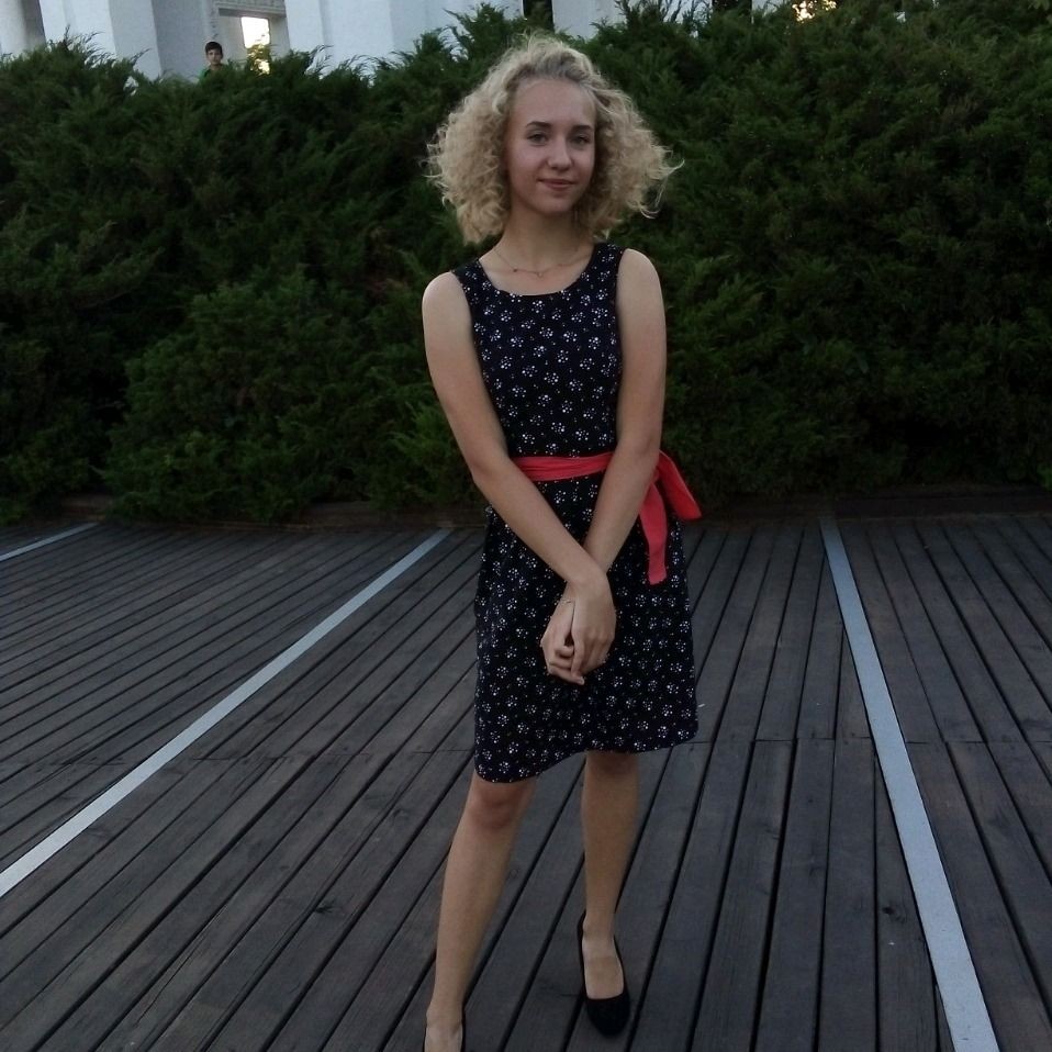 Лиза Ромашкина